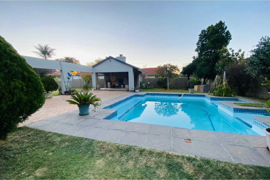 3 Bedroom Property for Sale in Sasolburg Free State